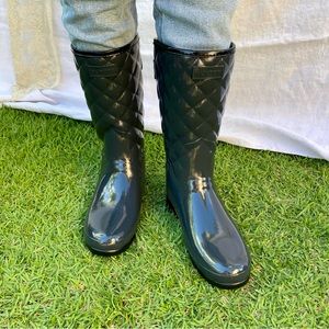 NWT Hunter Refined Gloss Quilt Adjustable Short Rainboots